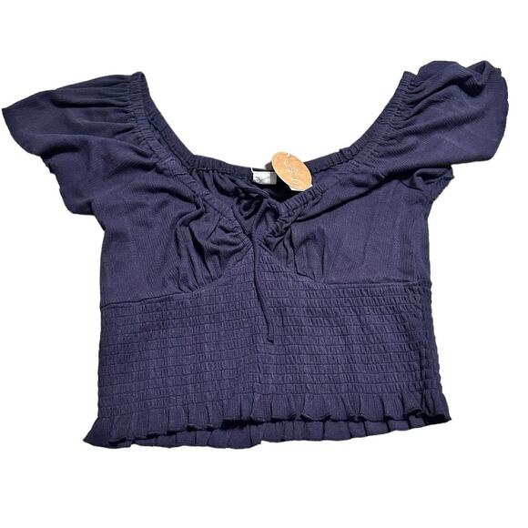 Patrons of Peace Navy Blue Smocked Crop Top Size Medium NWT - Picture 3 of 7
